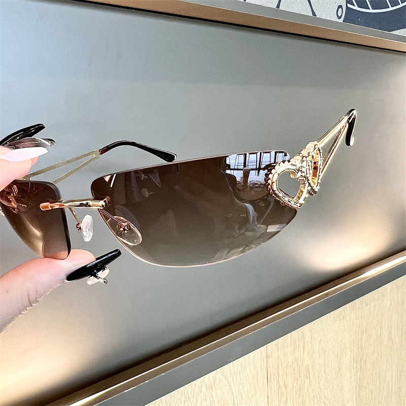 Sunglasses Cat Eye - نظارات شمسية جديدة بيضاوية الشكل بدون