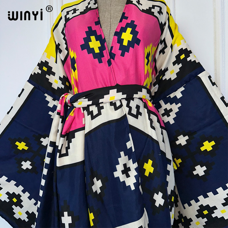 فستان كيمونو من WINYI مطبوع في - مراجعة Cover Up Kaftan وسعره