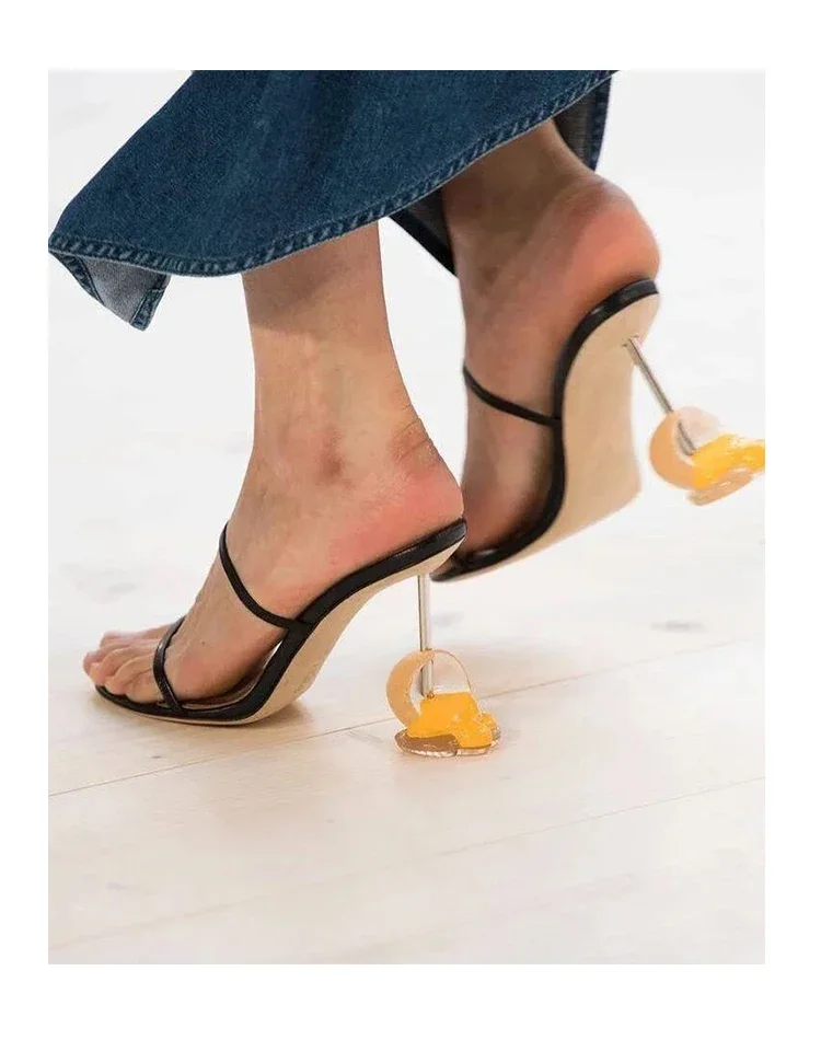 صنادل صيفية Strappy بكعب عالٍ  - مراجعة Sandal Strappy Heeled وسعره