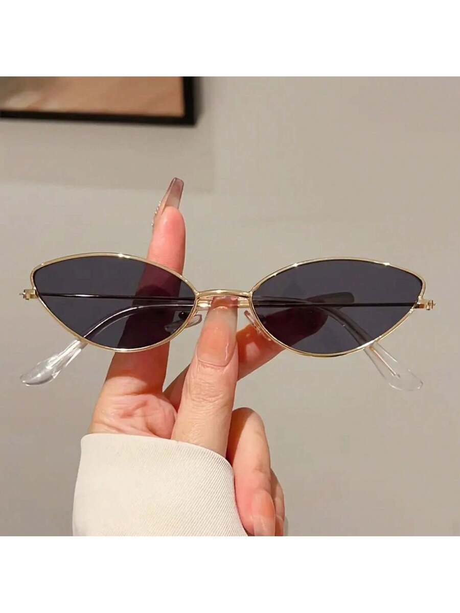 زوج واحد من النظارات النسائية  - مراجعة Sunglasses Cat Eye وسعره