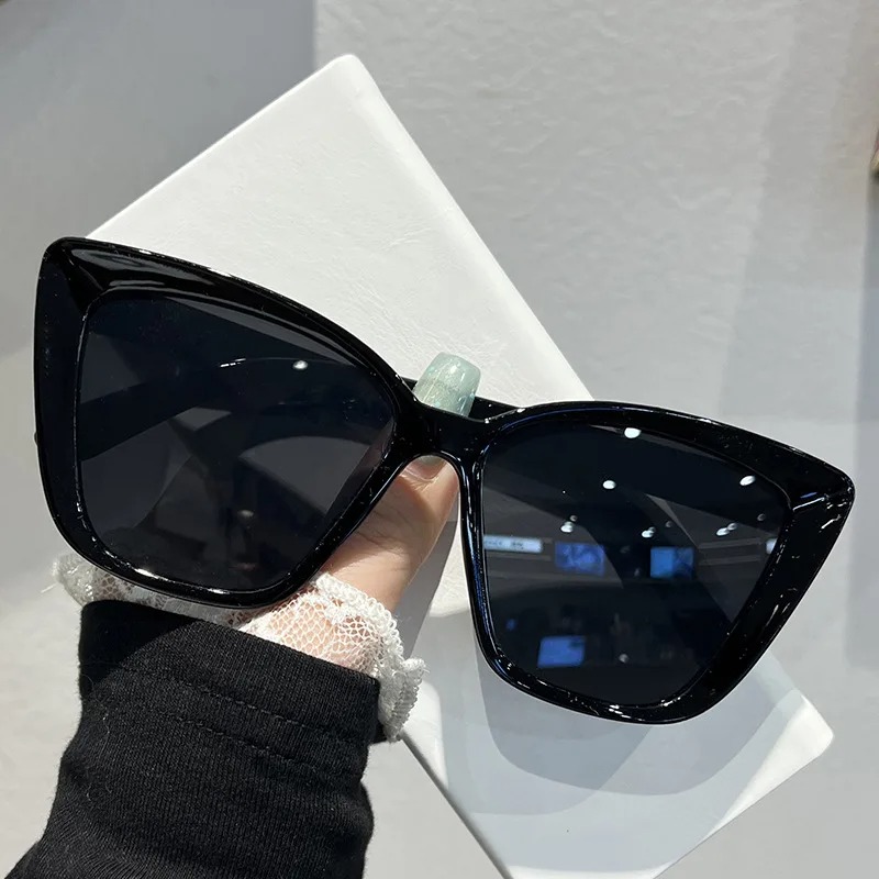 نظارات شمسية عصرية بتصميم عين  - مراجعة Sunglasses Cat Eye وسعره