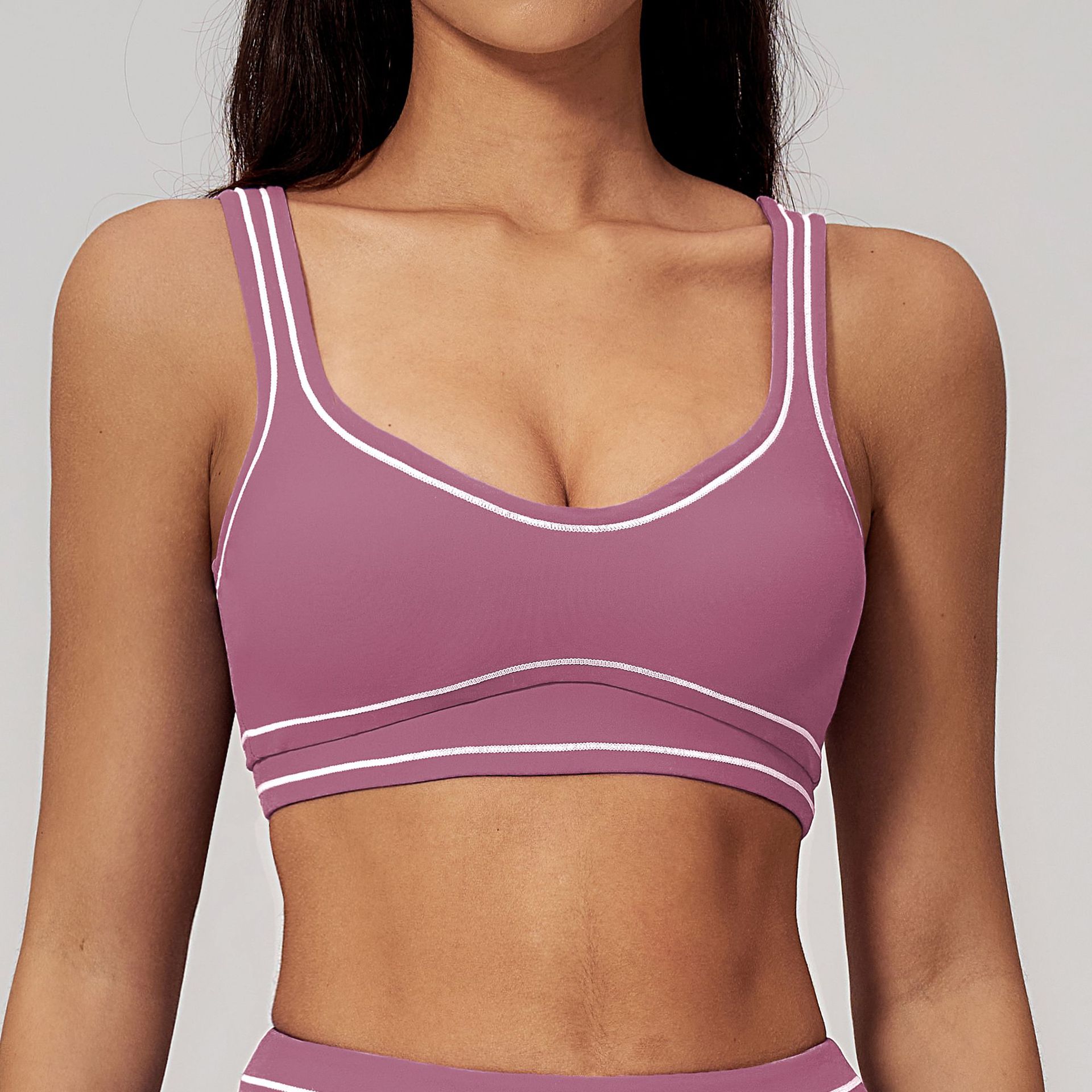 حمالة صدر رياضية نسائية لليوجا - مراجعة Bralette Triangle Set وسعره