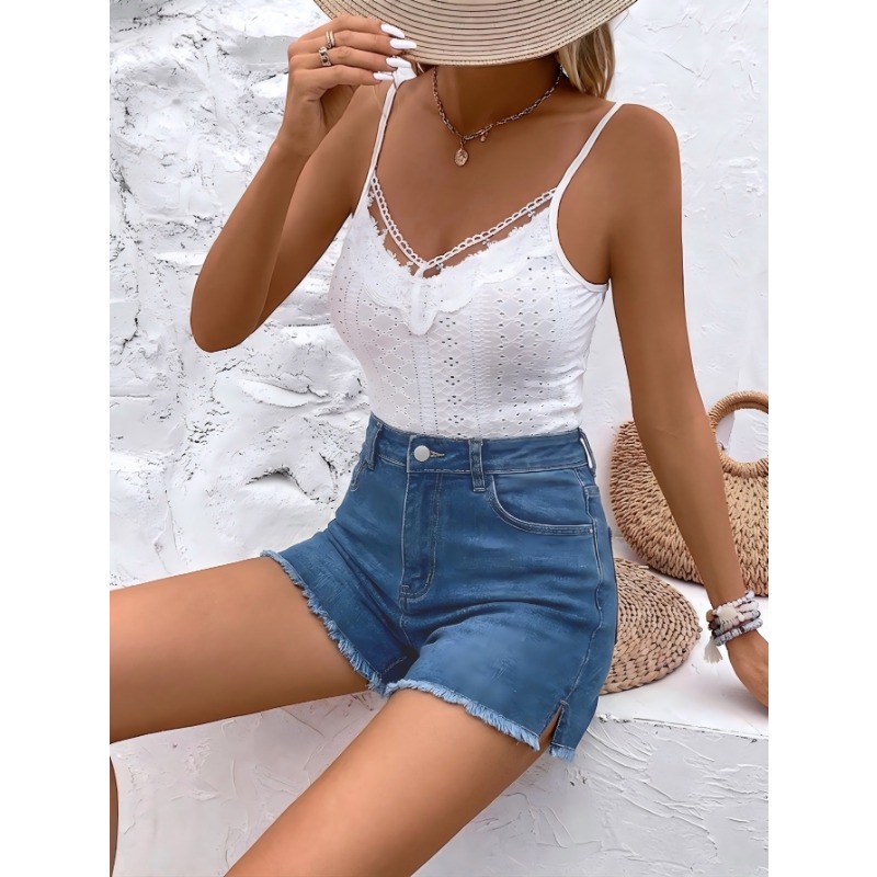 شورت جينز نسائي بخصر مرتفع، مو - مراجعة Shorts Denim Frayed وسعره