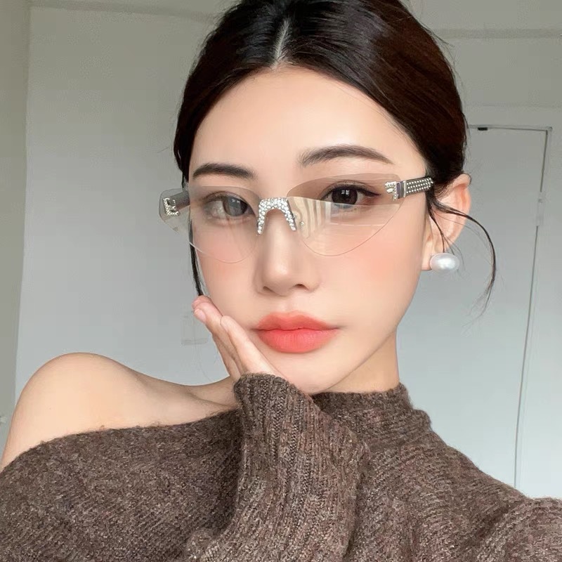 المرأة مثير القط العين بدون شف - مراجعة Sunglasses Cat Eye وسعره