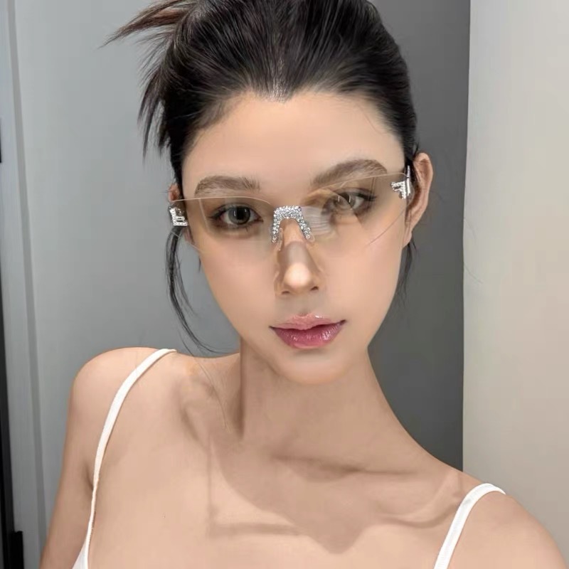 المرأة مثير القط العين بدون شف - مراجعة Sunglasses Cat Eye وسعره